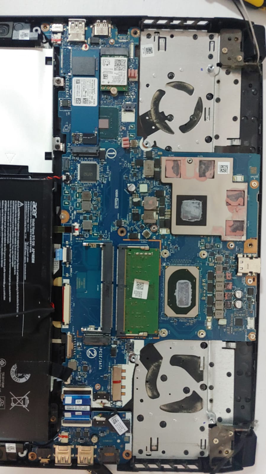 Mantenimiento físico de laptop